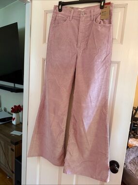 Wide Leg Pink Corduroy Levi’s